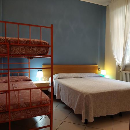 50 Metri Dal Mare - Free Parking E A/C Apartman Pietra Ligure Kültér fotó