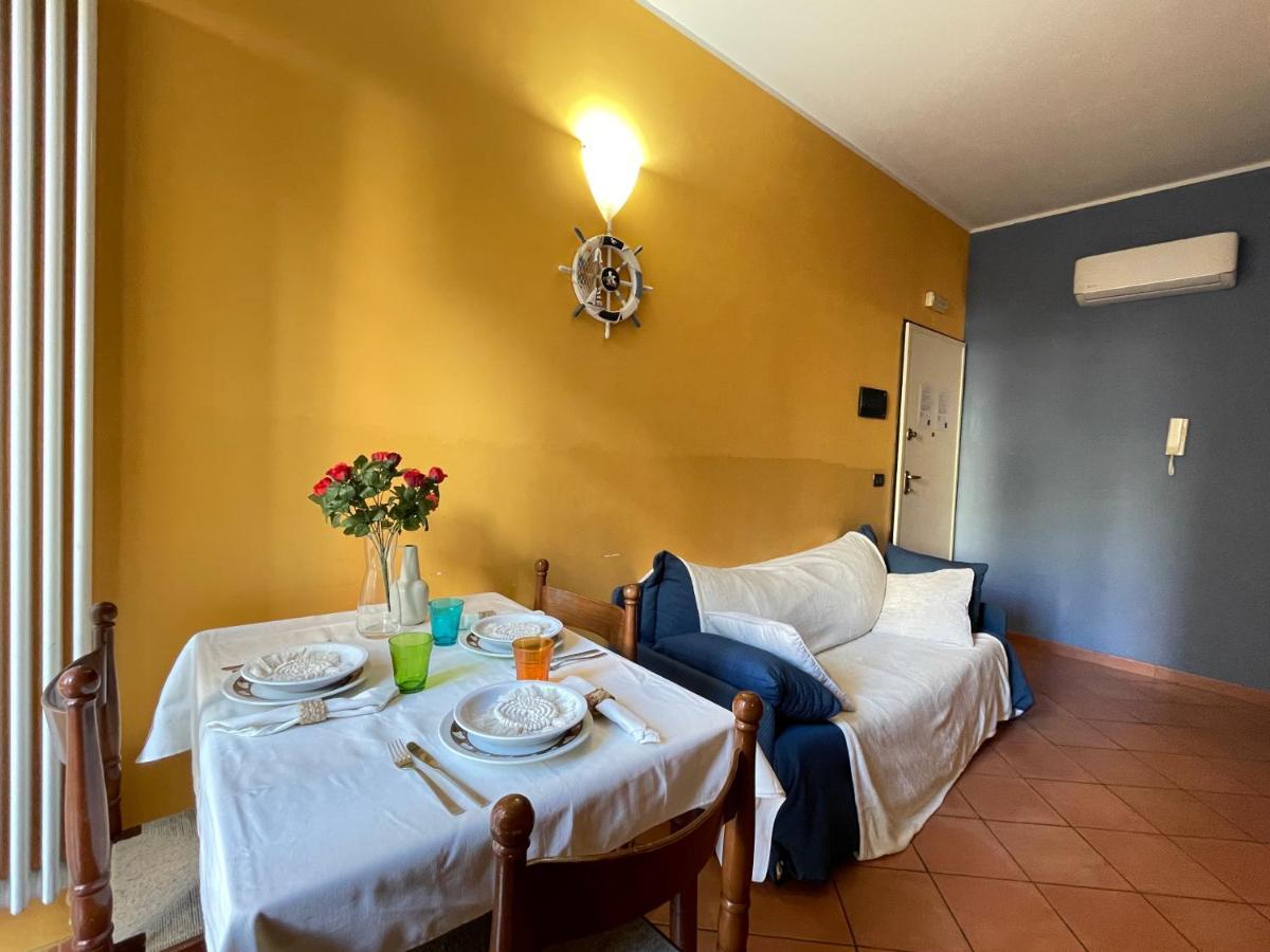 50 Metri Dal Mare - Free Parking E A/C Apartman Pietra Ligure Kültér fotó